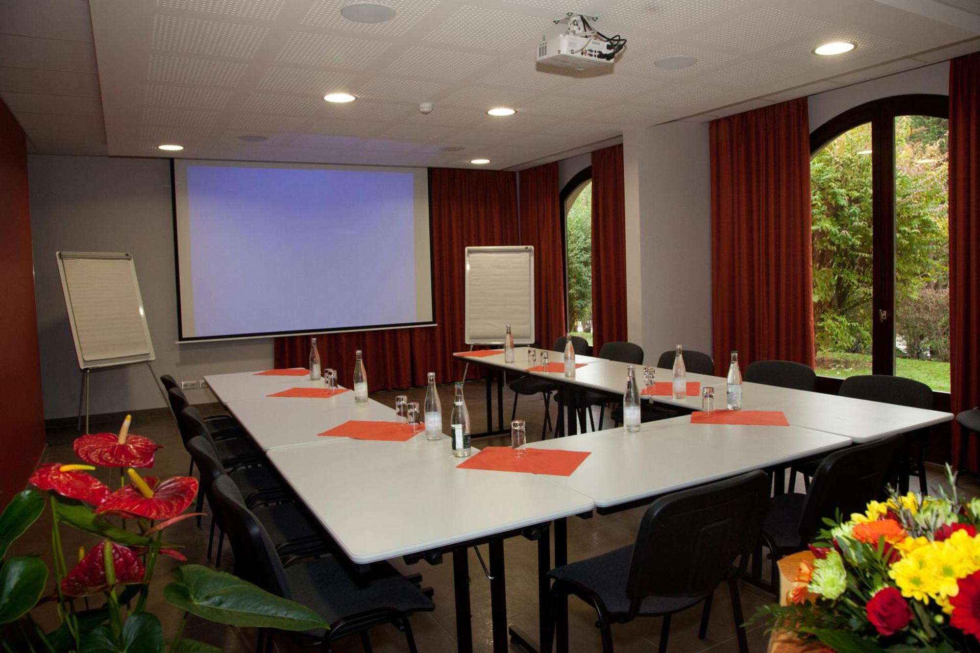 Albhotel Grill Alby-sur-Cheran Buitenkant foto