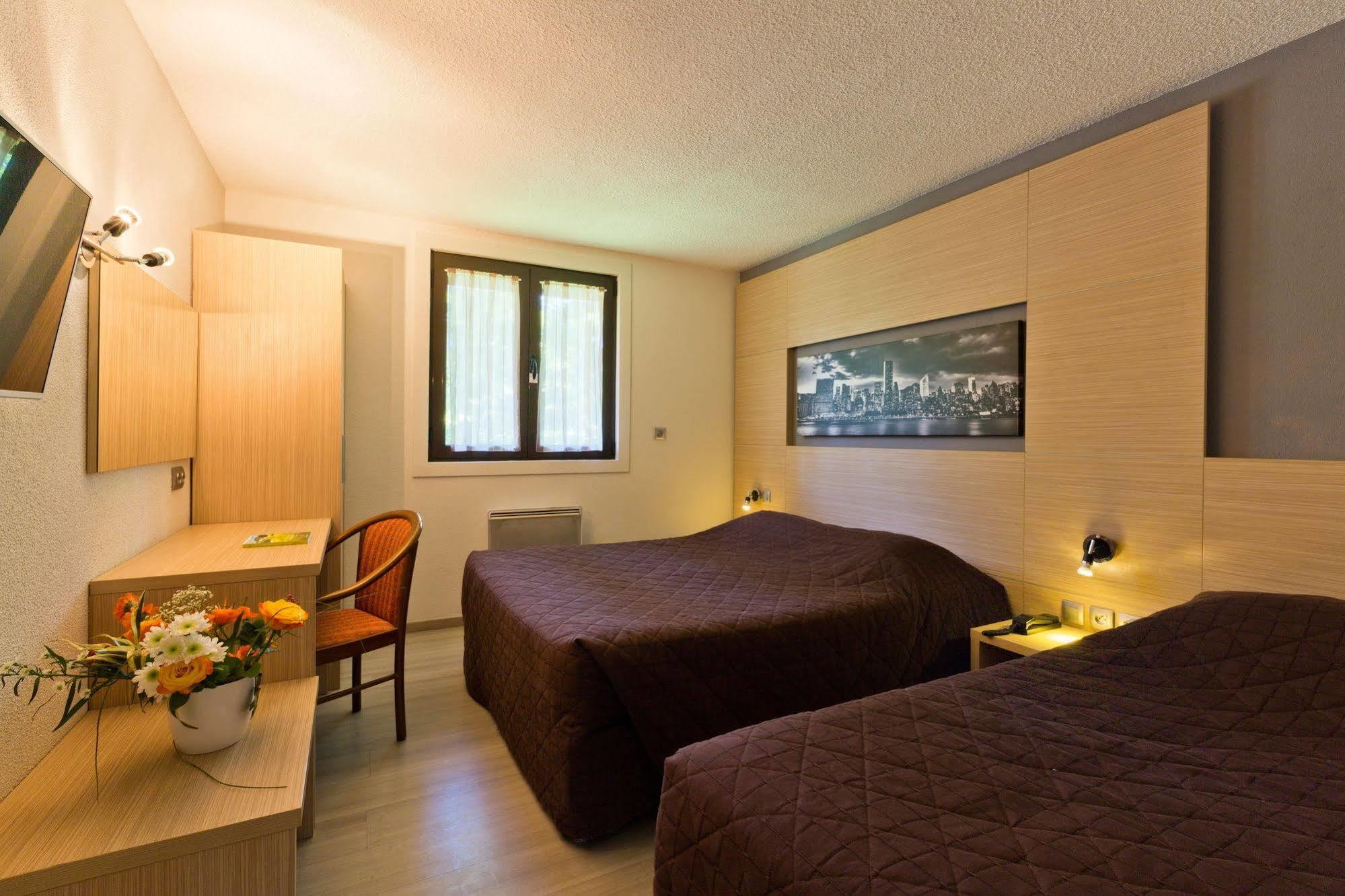 Albhotel Grill Alby-sur-Cheran Buitenkant foto